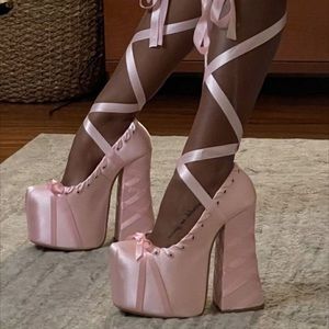 Meet your Posher, becca